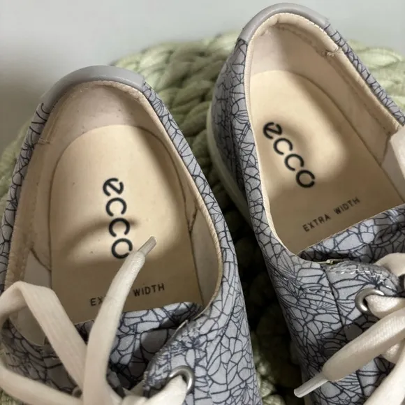 Ecco Soft 7 Nubuck Chic Grey Mosaic Lace Up Comfort Sneakers NWOB