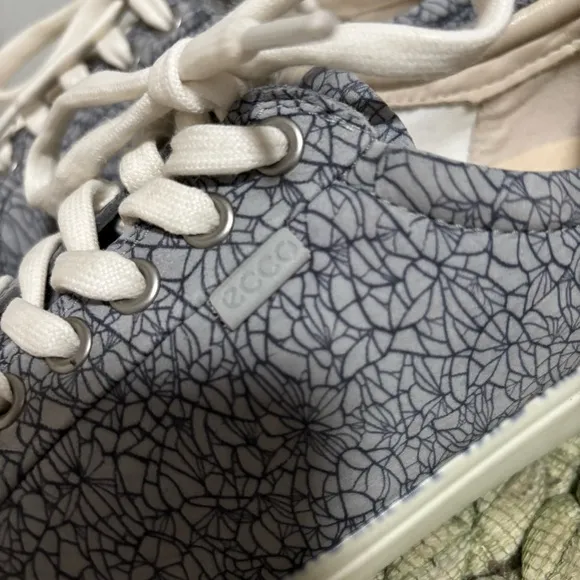 Ecco Soft 7 Nubuck Chic Grey Mosaic Lace Up Comfort Sneakers NWOB