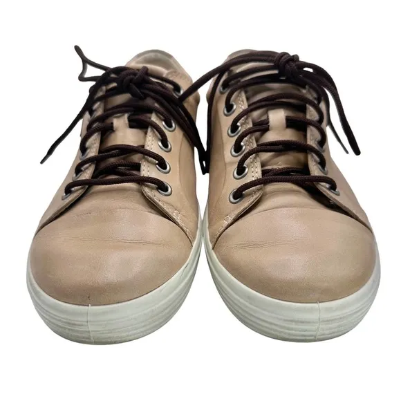 Ecco | Women | Soft 7 Neutral Leather Extra Wide Casual Sneakers | Size 10