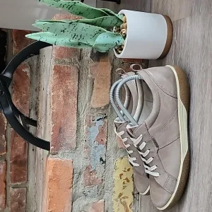 Ecco Womens Chase Tie Leather Oxford/Premium Sneakers Warm Grey Sz 41 EU/10US