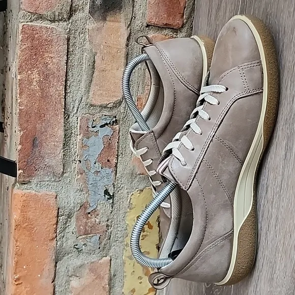 Ecco Womens Chase Tie Leather Oxford/Premium Sneakers Warm Grey Sz 41 EU/10US