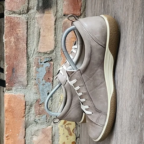 Ecco Womens Chase Tie Leather Oxford/Premium Sneakers Warm Grey Sz 41 EU/10US
