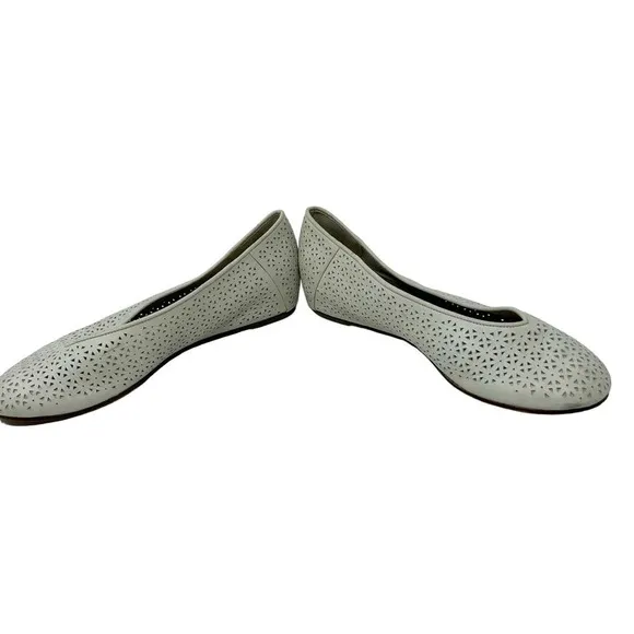 Eileen Fisher White Lasercut Leather Ballet Flats Size US 8.5