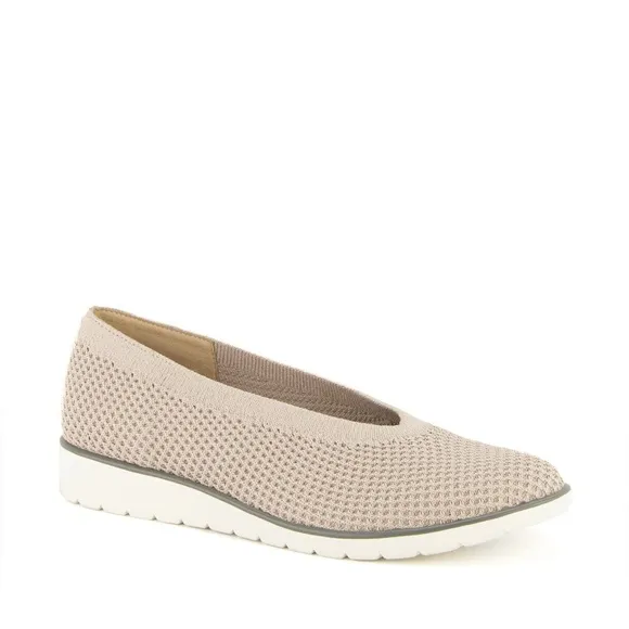 EILEEN FISHER Heaven Mesh Flats Size 9