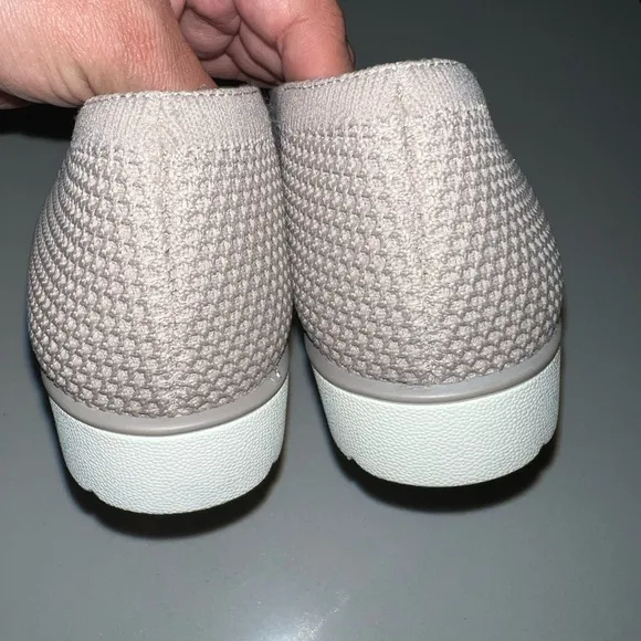 EILEEN FISHER Heaven Mesh Flats Size 9