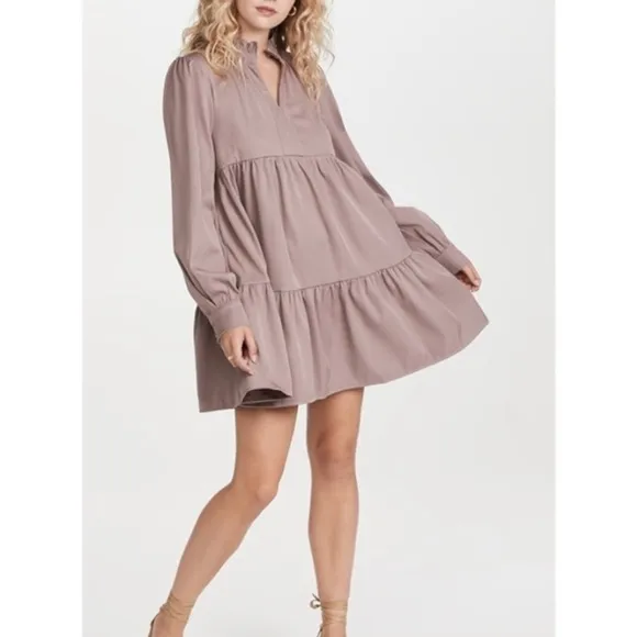 En Saison Tiered Babydoll Dress in mushroom sz xs