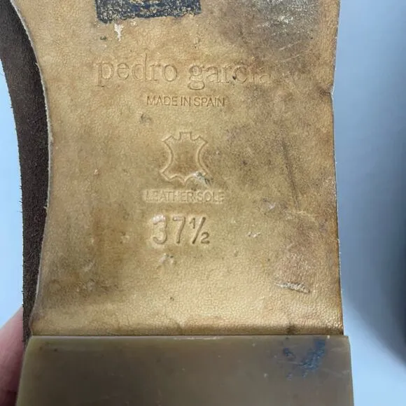 EUC - Pedro Garcia Yoshi Suede Flat