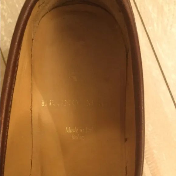 EUC Vintage Bruno magli monogram penny loafers Men’s 8