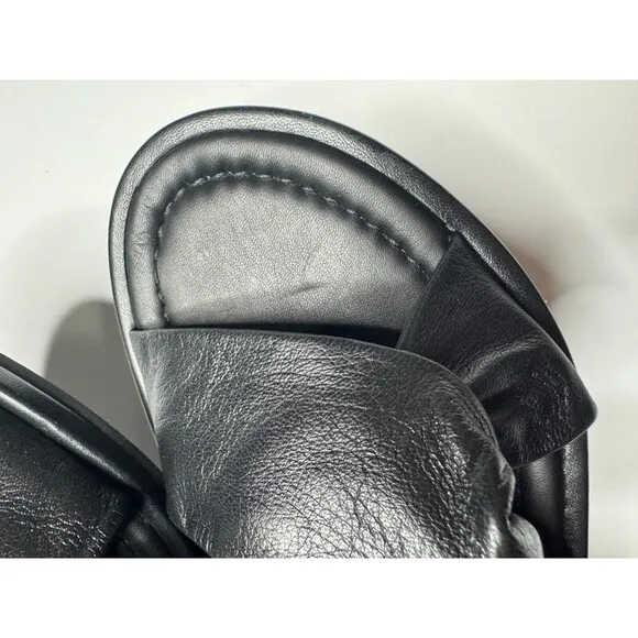 Everlane Size 9 The Day Twist Sandal In Black Leather Flat Slides Slip On NWOT