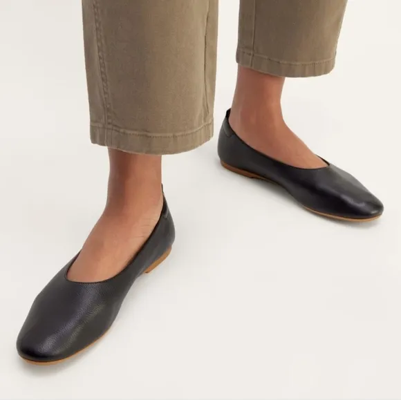 Everlane The Day Glove in Black Leather Womens Size 7 Slip On Shoes Flats