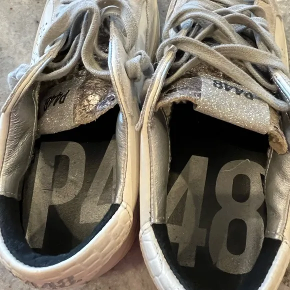 Excellent condition, only worn a few times, P448 John sneakers !