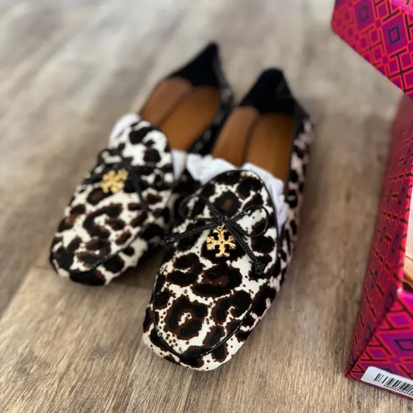 Excellent Condition! TORY BURCH Leopard Print Genuine Calf Hair Loafers/Mules