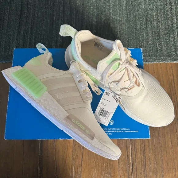 FLASH SALE! Adidas NMD -R1 cream sneakers