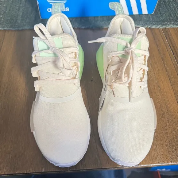 FLASH SALE! Adidas NMD -R1 cream sneakers
