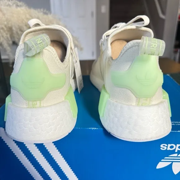 FLASH SALE! Adidas NMD -R1 cream sneakers