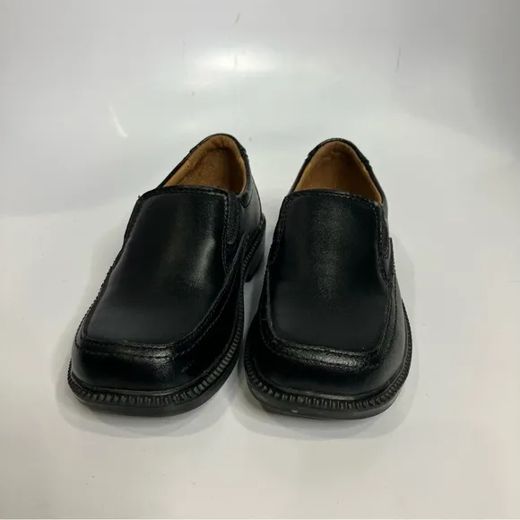 Florsheim black leather Bogan Jr. loafers size 11