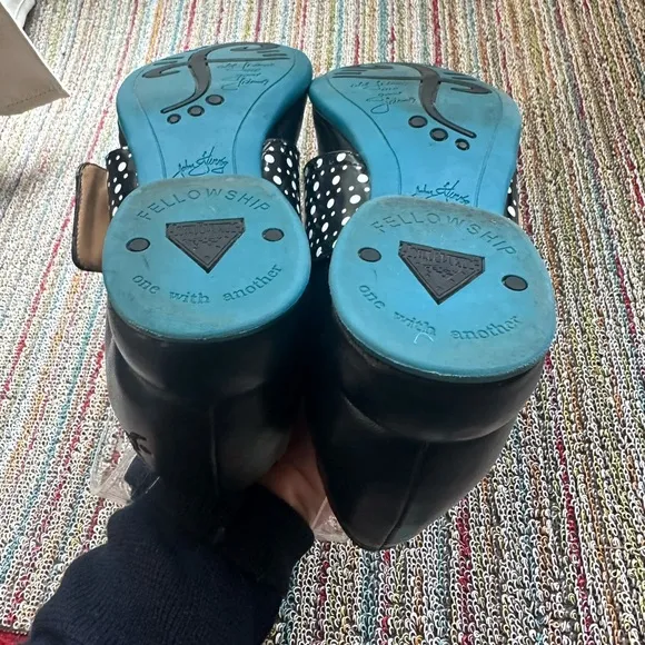 Fluevog EXCELLENT Fellowship Cleo black/teal &amp; white dots leather flats -8/8.5