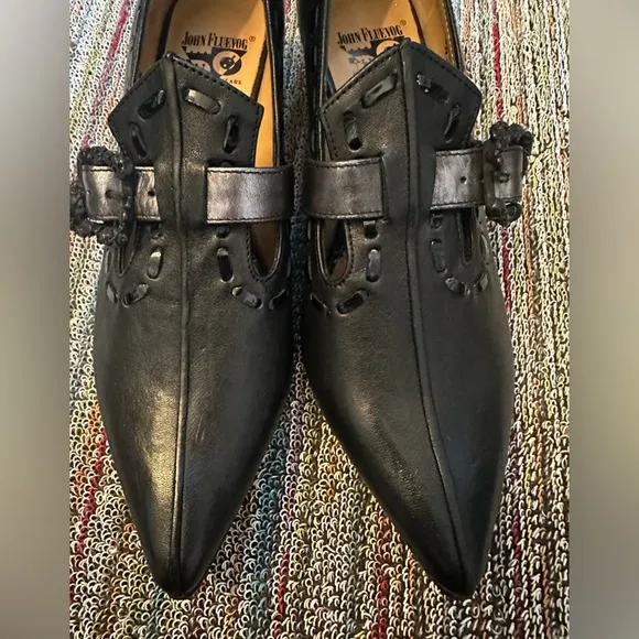 Fluevog NEARLY NEW Truth Colleen black loafers w/ skull t-strap buckle - 6