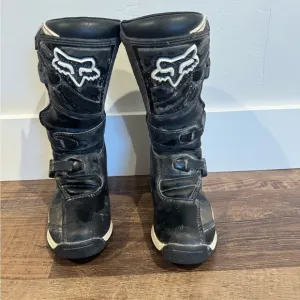 Fox Black and White Motorcycle Boots Rugged Design