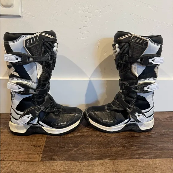 Fox Black and White Motorcycle Boots Rugged Design