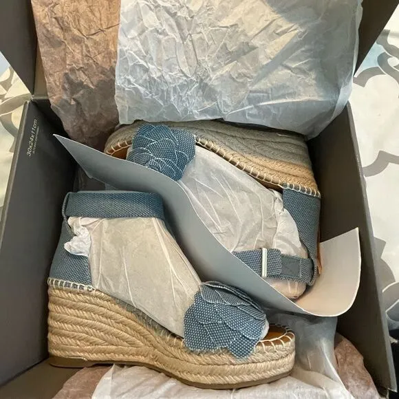 Franco Sarto Clemens Espadrille Sandal Denim Flower Ankle Strap Platform Wedge 7