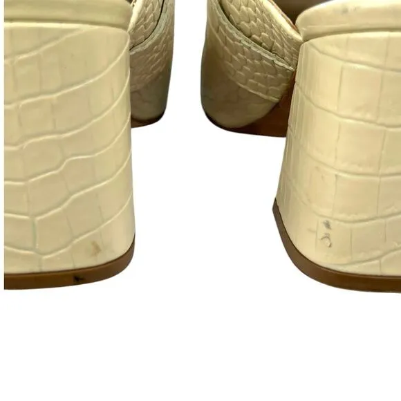 Freda Salvador Women’s Cream Embossed Crocodile Loafers Size US 9.5
