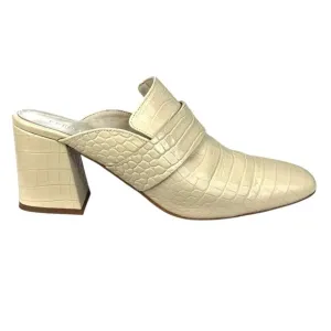 Freda Salvador Women’s Cream Embossed Crocodile Loafers Size US 9.5