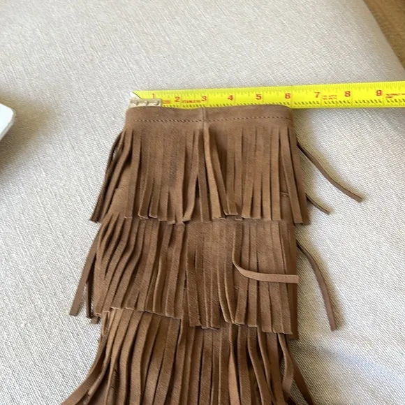 Free People Brand New LaidBack London Pull on Fringe Suede boots Coachella 🌈🌸