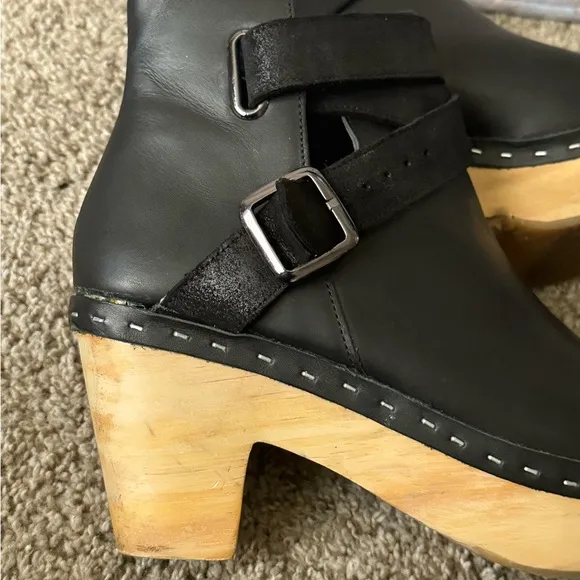 FREE PEOPLE Bungalow Clog Leather Booties Leather Ankle Boots