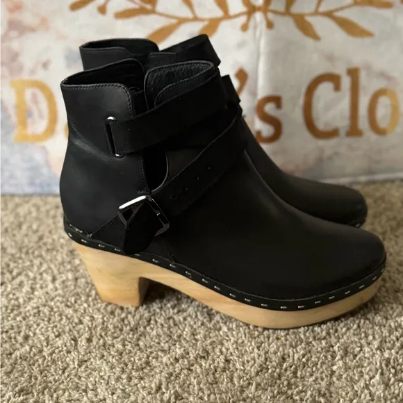 FREE PEOPLE Bungalow Clog Leather Booties Leather Ankle Boots