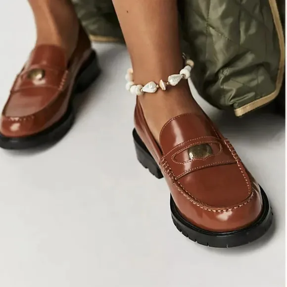 Free People Liv loafers  NWOT size 38
