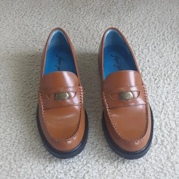 Free People Liv loafers  NWOT size 38