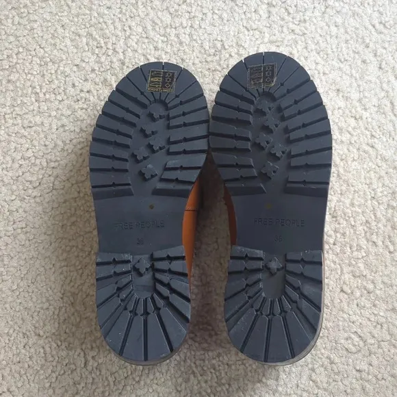 Free People Liv loafers  NWOT size 38
