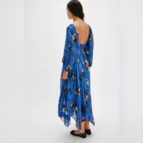 Free People Morning Glory Foral Maxi Dress in Blue sz S 168$