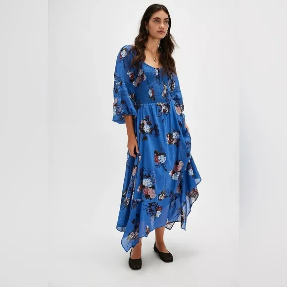 Free People Morning Glory Foral Maxi Dress in Blue sz S 168$