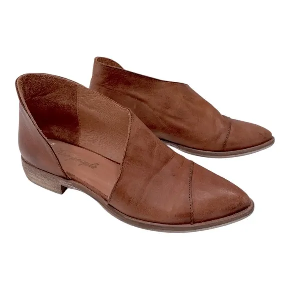 Free People Royale Flat shoes size 35.5 Made in Spain