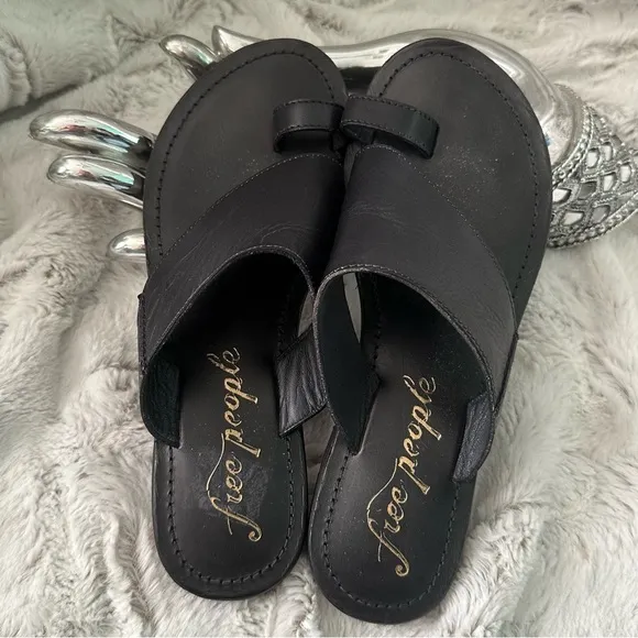 🖤Free People Sant Antoni Slide🖤