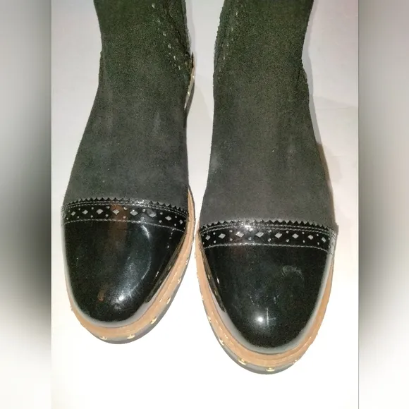 Free People (Size 38) Black Suede &amp; Patent Leather Studded Ankle Chelsea Boots