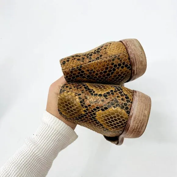 Free people Snakeskin Royale D'Orsay Flats