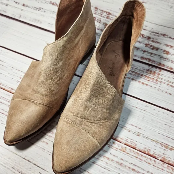 Free People taupe Royale leather flats