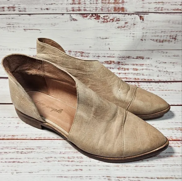 Free People taupe Royale leather flats