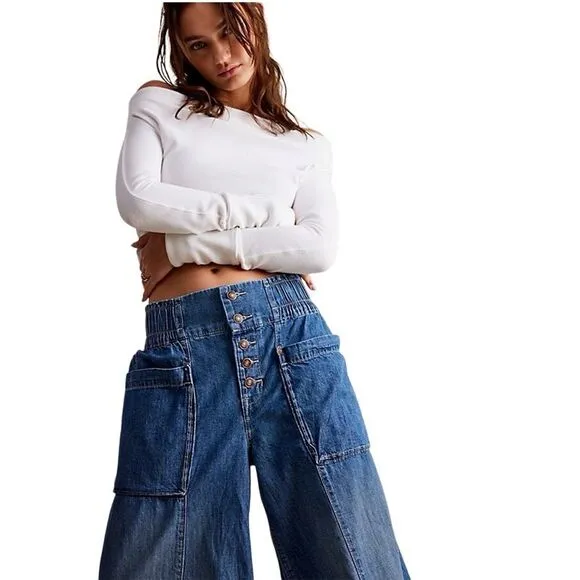 Free People We The Free L Sun Setter Pull-On Jeans Medium Wash Flared Cut Off