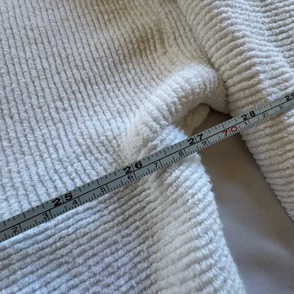 Free People White Sweater size L