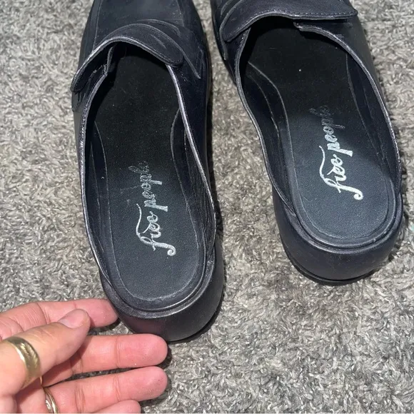 Free People Winston platform clogs Sz 39.5
