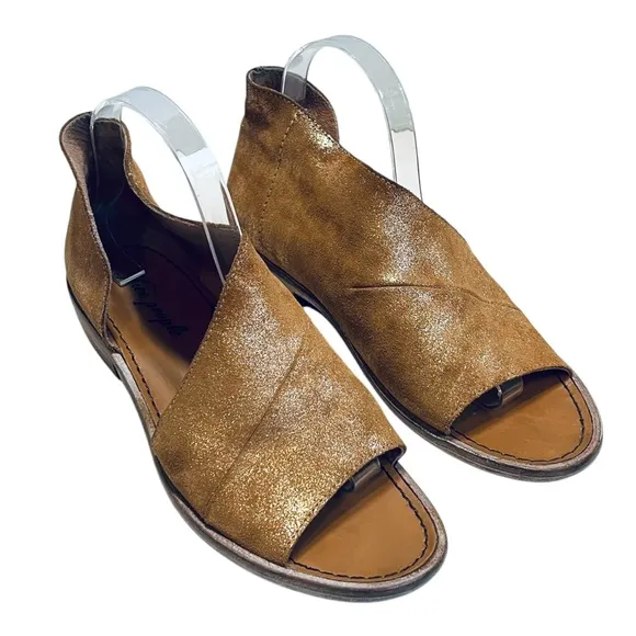 Free People Women’s Sz 8.5 Metallic Tan Sandals Mont Blanc Leather Cutout Flats
