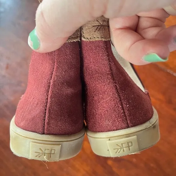 Freshly Picked Leather Suede Toddler Ankle Boots Size 8 Burgundy w/ Side Zipper