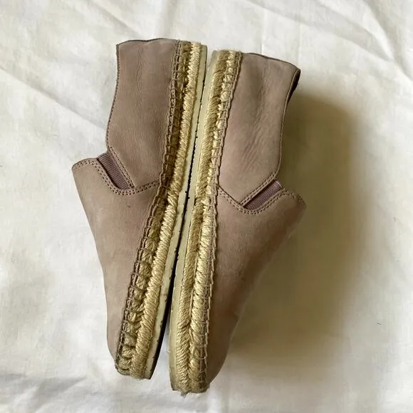 Frye 7.5 light pink  Espadrille Flats