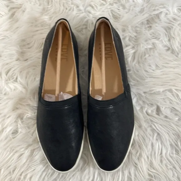 FRYE Women's Melanie Slip On Leather Sneakers Black Size 9 NEW