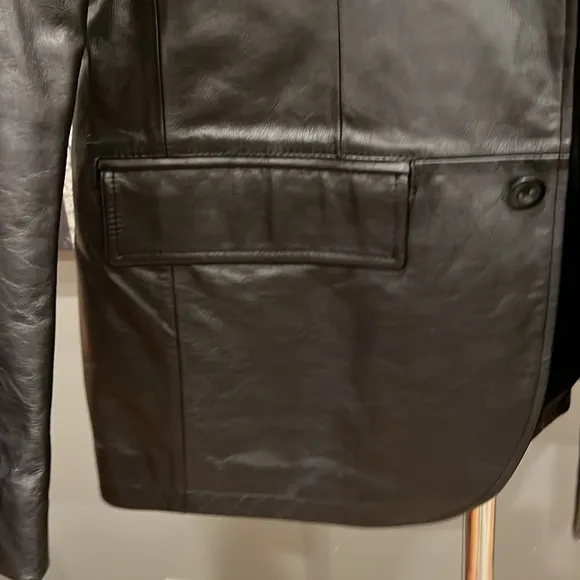 🕺Gap genuine calf leather coat 2 buttons notched label black small