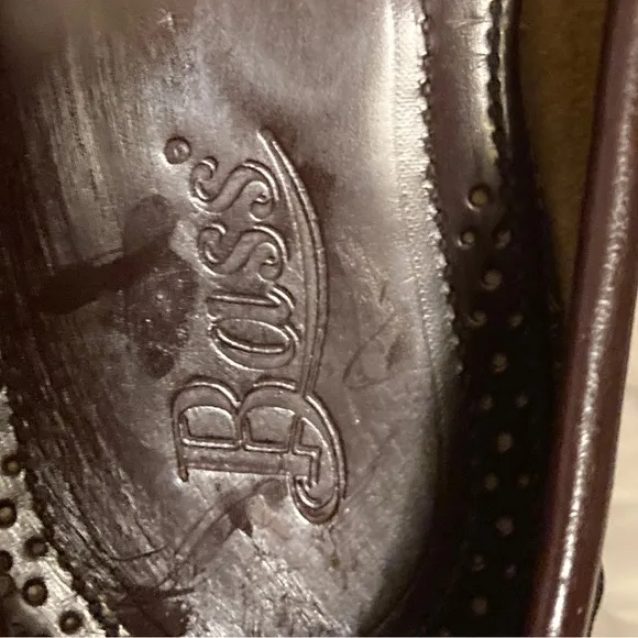 G.H. Bass &amp; Co. Leather Tassel Slip On Loafers Men's Size 9 Burgandy